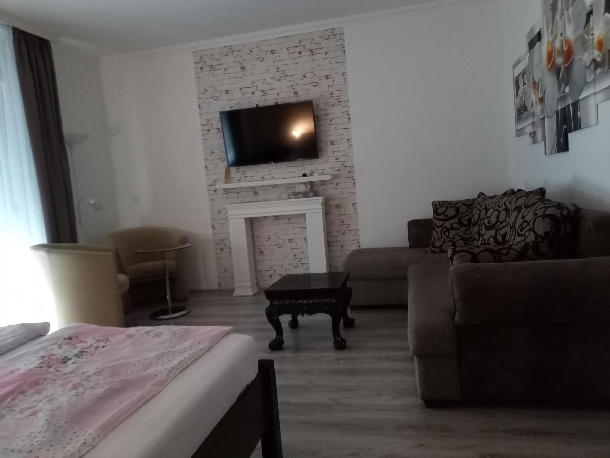 Kardos Apartman Debrecen Bagian luar foto