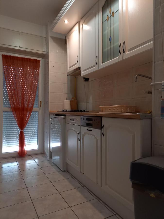 Kardos Apartman Debrecen Bagian luar foto