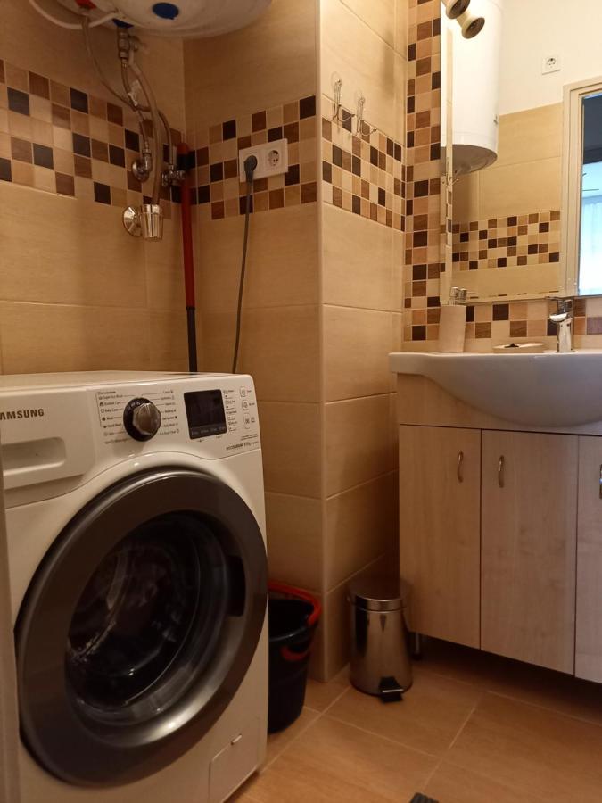 Kardos Apartman Debrecen Bagian luar foto